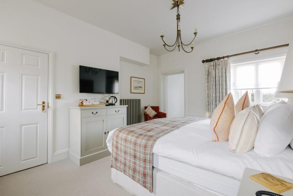 Victoria Hotel Holkham Exterior photo